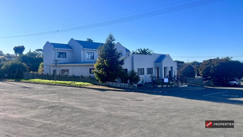 5 Bedroom Property for Sale in Bredasdorp Western Cape